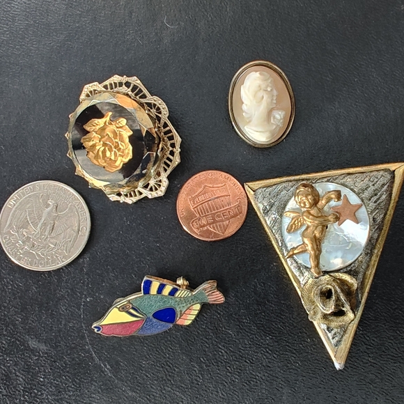 Jewelry - 4 Gold-Tone Brooches/Pins